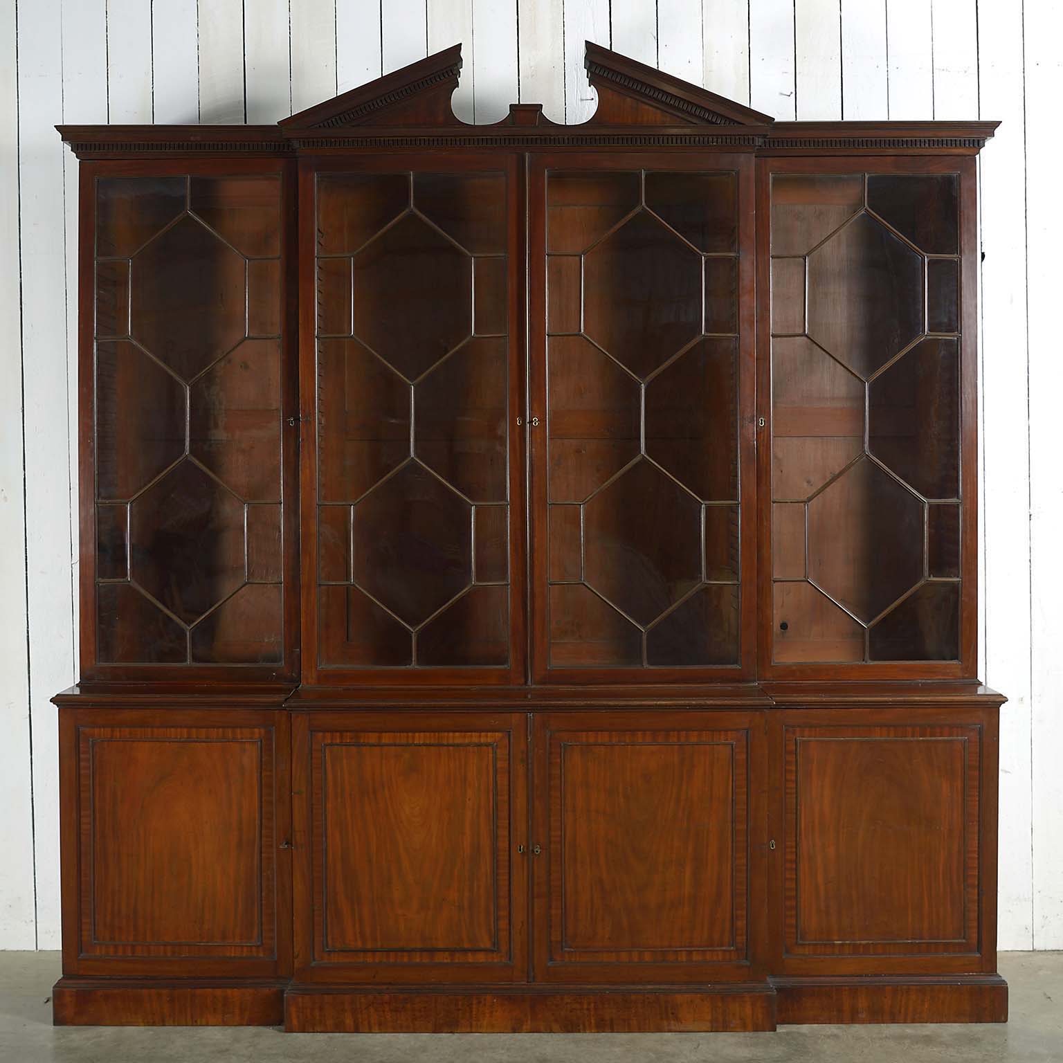 Early George III Mahogany Breakfront Bookcase