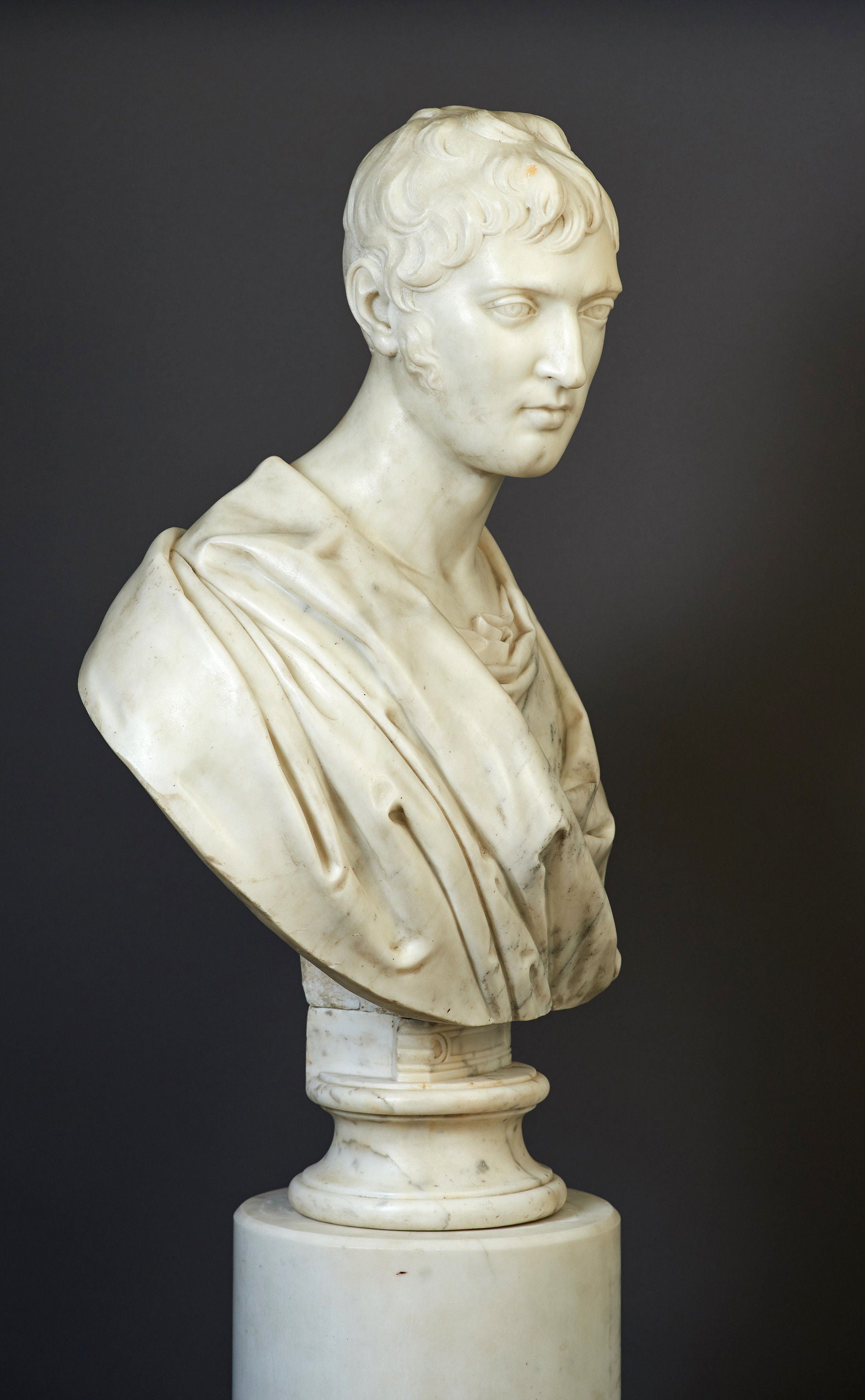 Exceptional Pair of Marble Busts of Pauline Bonaparte & General Charles Leclerc on original columns