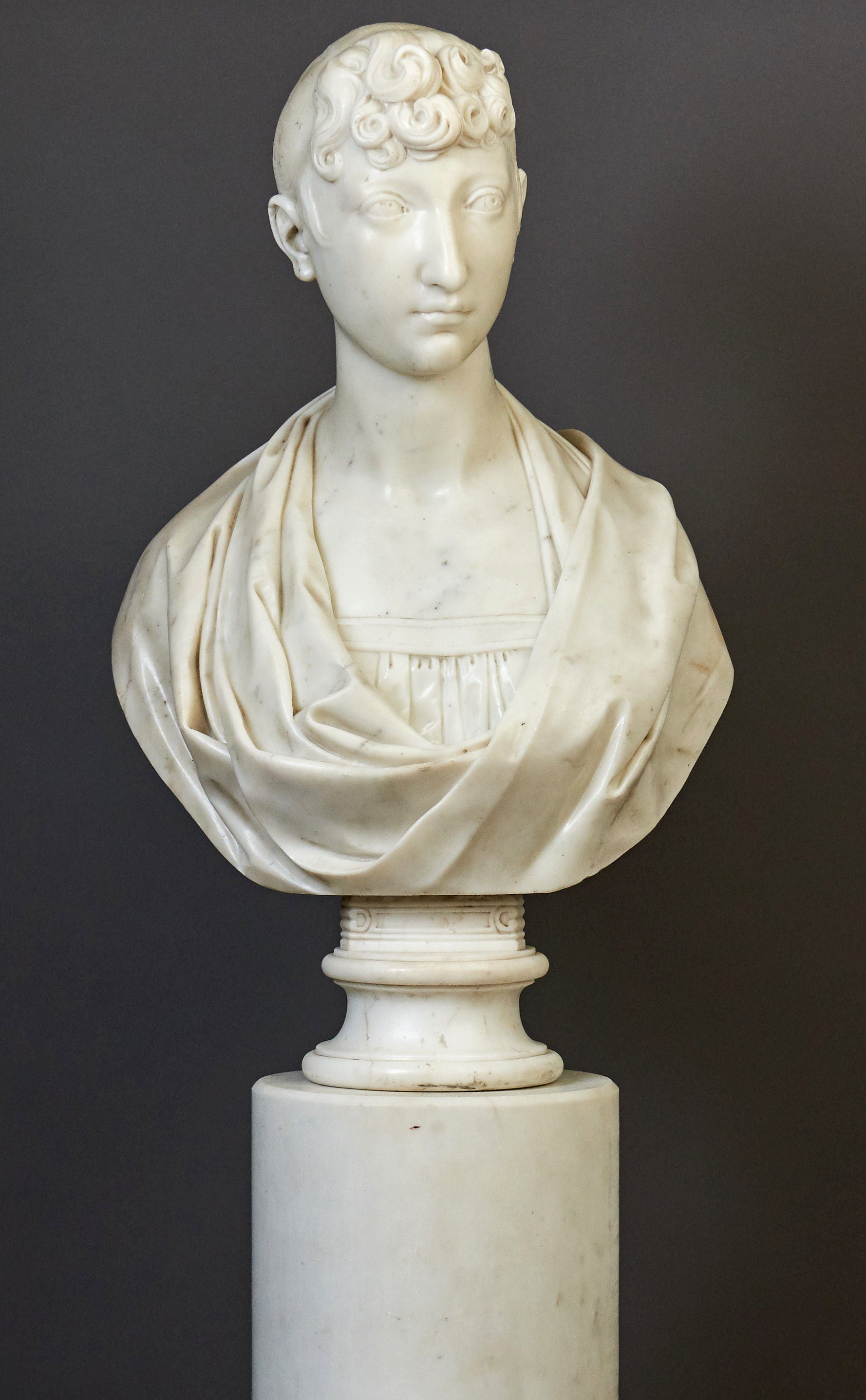 Exceptional Pair of Marble Busts of Pauline Bonaparte & General Charles Leclerc on original columns