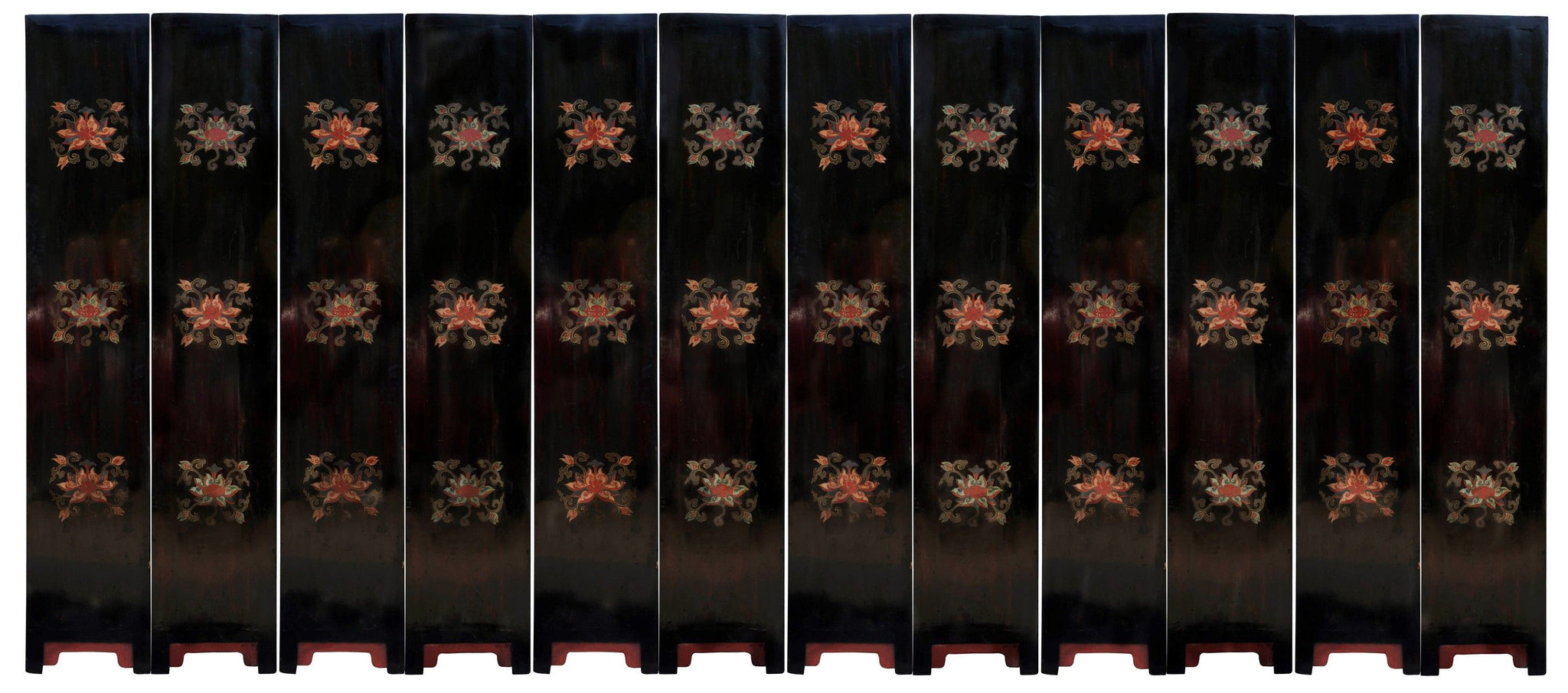A RARE TWELVE PANEL POLYCHROME LACQUER SCREEN China,  Kangxi Period (1661-1722)  Early 18th Century