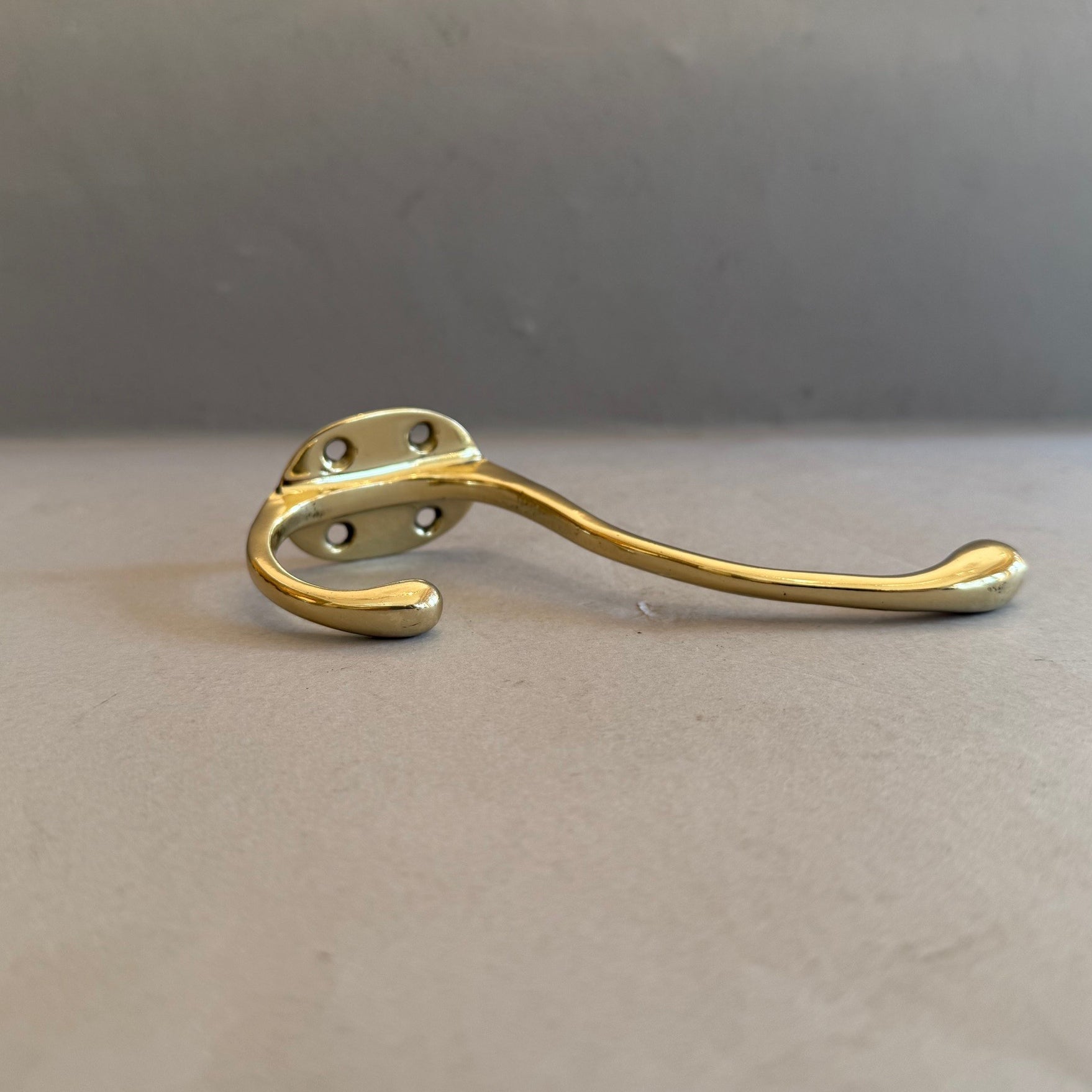 (18530) Brass Double Hooks