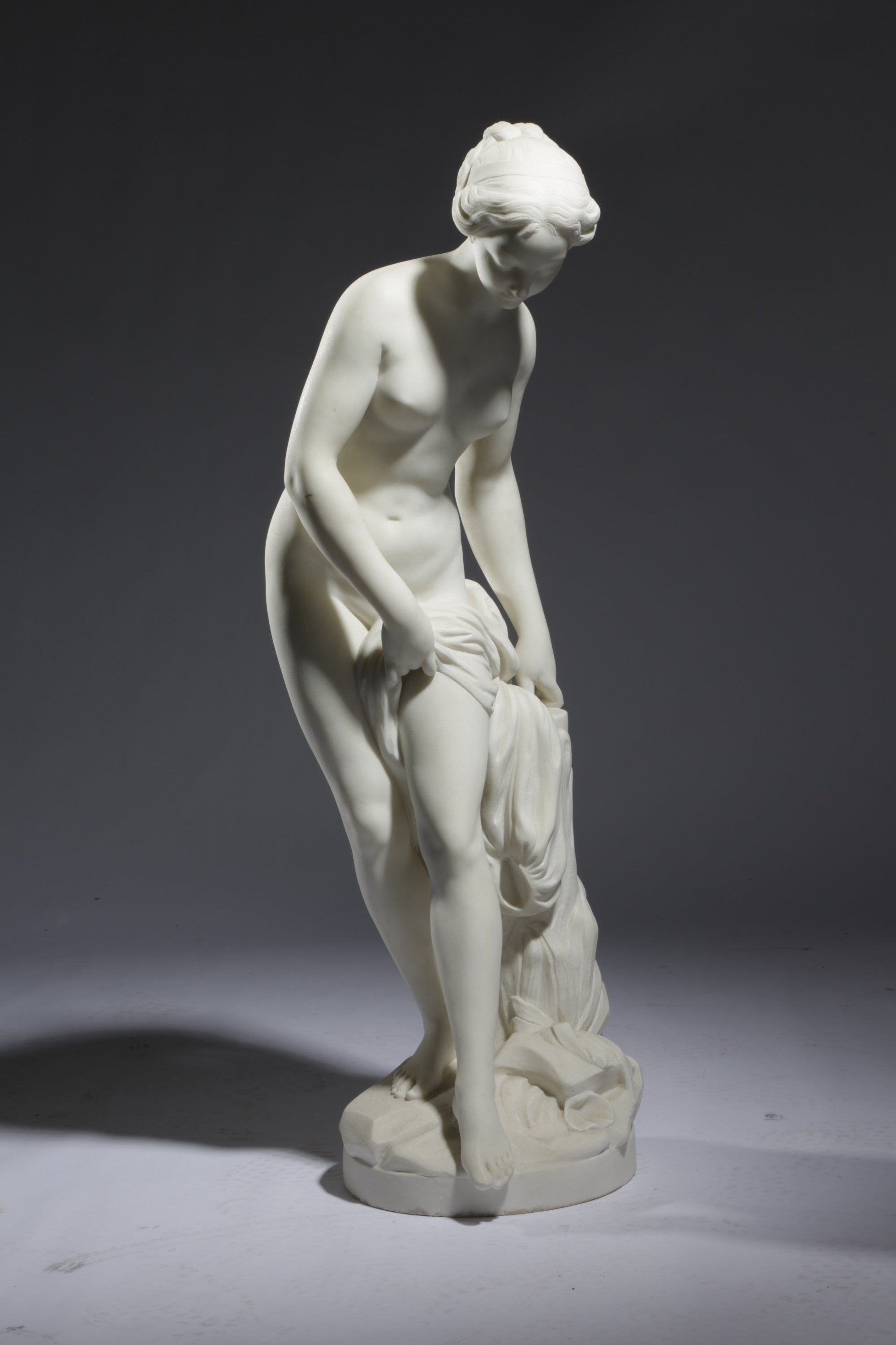 Marble Figure of Venus About to Bathe